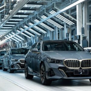 BMW gandeng Momenta untuk kembangkan sistem bantuan mengemudi AI