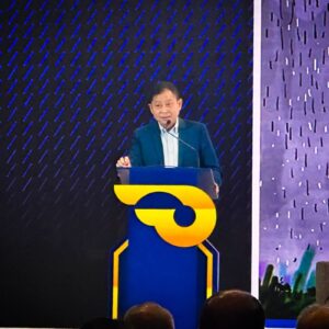 Ignasius Jonan sebut PHEV paling relevan untuk 25 tahun ke depan