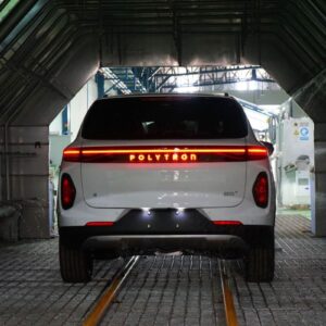 Duo mobil listrik Polytron resmi diproduksi secara lokal