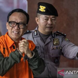 Berapa harta kekayaan Immanuel Ebenezer?
