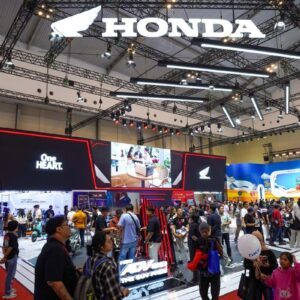 Honda ADV 160 terbaru curi perhatian pengunjung IMOS 2025