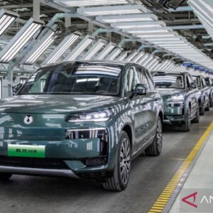 SUV Denza N9 2026 dengan warna baru akan diluncurkan pada 17 September