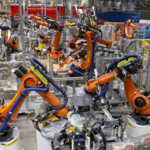 Produsen mobil di AS desak Trump batalkan rencana tarif robot pabrik