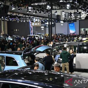 Menuju 2040, China targetkan 80 persen NEV & kendaraan otonom level 4