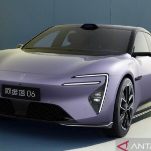 Sedan listrik terbakar di China meski baru menempuh jarak 1.000 km