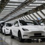 Tesla dan GM dikabarkan kurangi penggunaan suku cadang buatan China