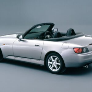 Honda masuki masa sulit akibat persaingan dagang dan semi konduktor