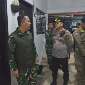 Polsek Dumai Timur Gelar Patroli Gabungan Cipta Kondisi Ops Lilin 2025, Kamtibmas Aman dan Kondusif