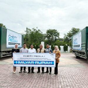 Chery salurkan Rp1 miliar dan bantu pemilik mobil terdampak banjir