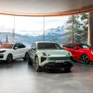 Kepanikan terjadi di Rusia saat ratusan Porsche mati mendadak