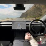 Tesla jadikan fitur mengemudi otomatis langganan Rp1,6 juta per bulan